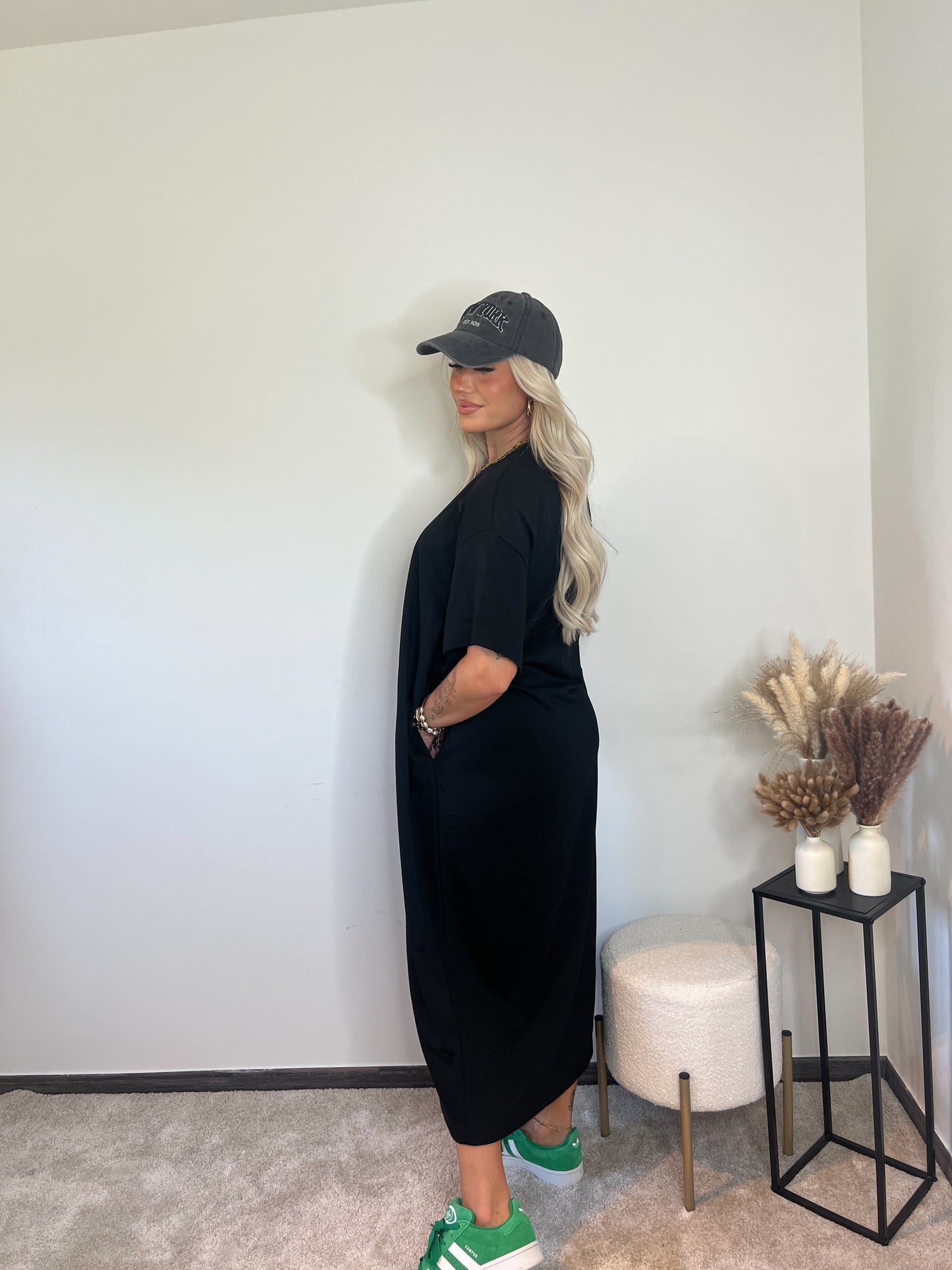 T-shirt dress- black