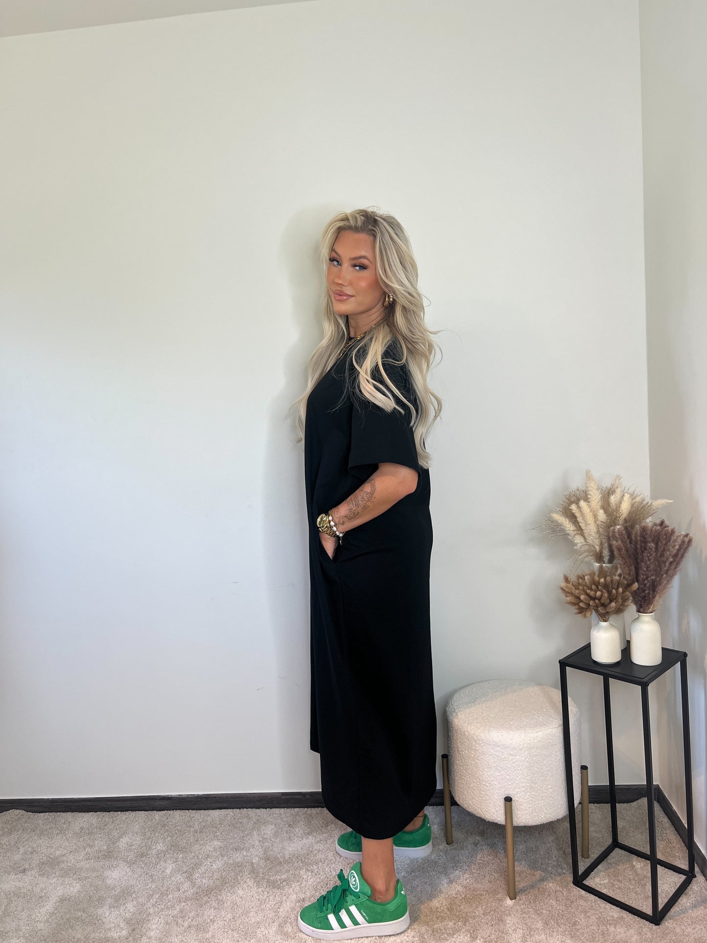 T-shirt dress- black