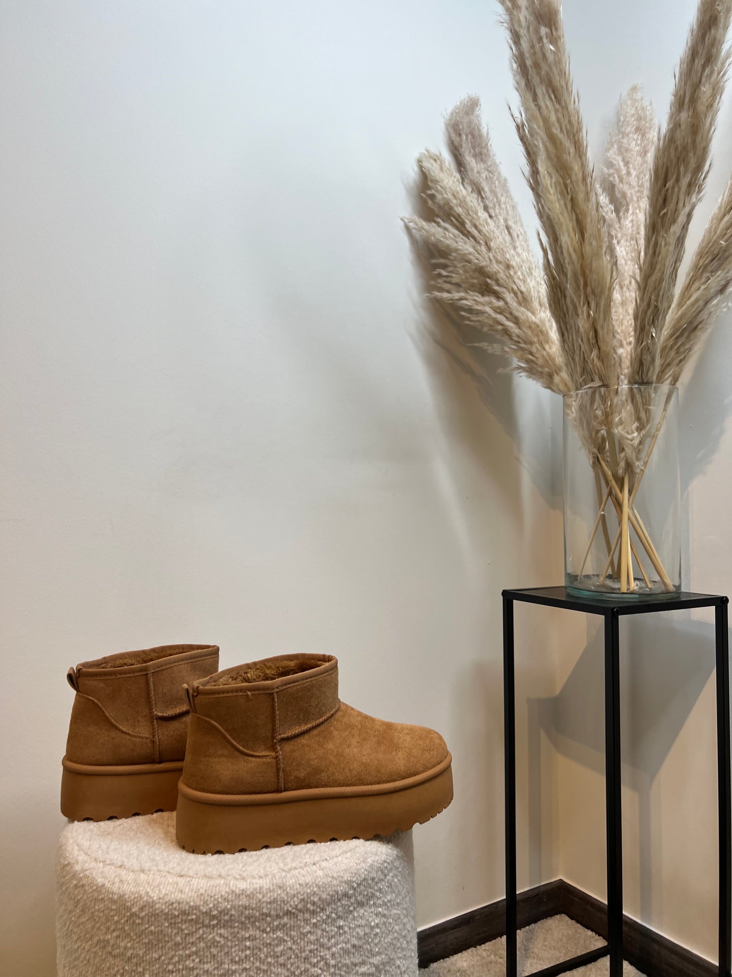 Uggie boots - camel