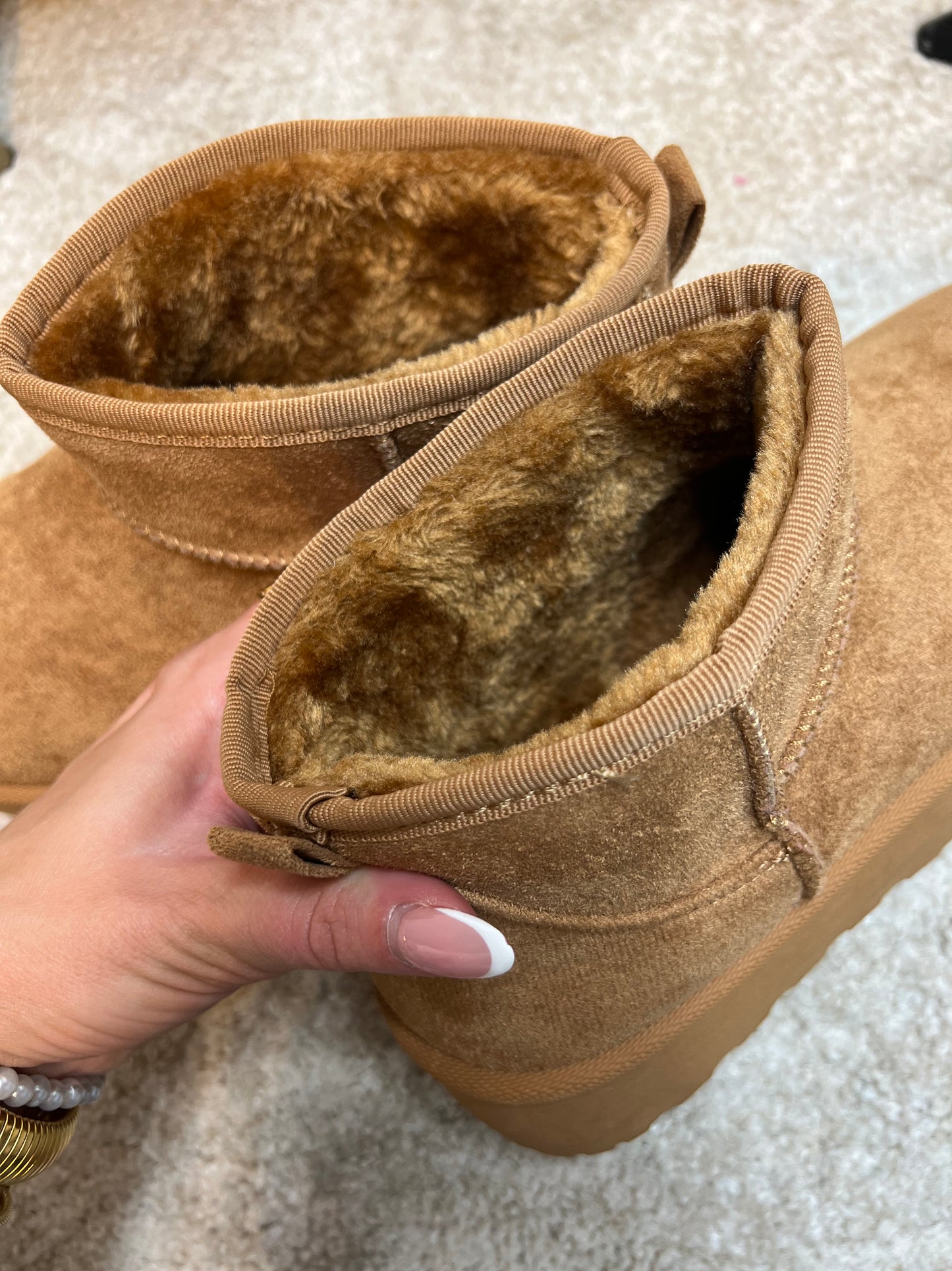 Uggie boots - camel